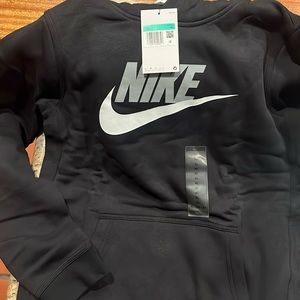 Nike youth xl
